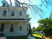 Building Photo - 416 N 5th St