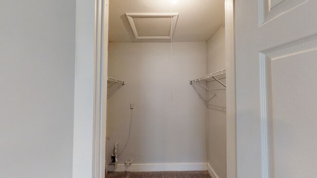 Walk In Closet - GreenRock Estates