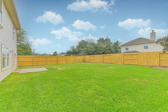 Building Photo - 21903 Whispering Daisy Ct