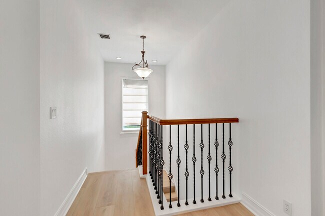 Building Photo - 22164 Verbena Way