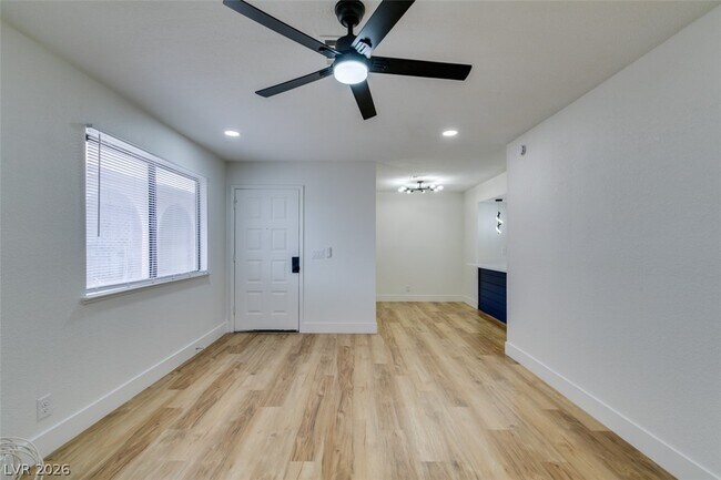 Building Photo - 5701 Smoke Ranch Rd