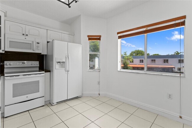 Building Photo - 6445 SW 130th Pl