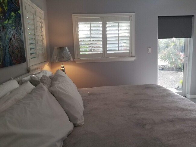 Master Bedroom: King Bed - 1715 NE 11th St