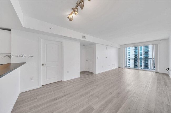 Building Photo - 7350 SW 89th St