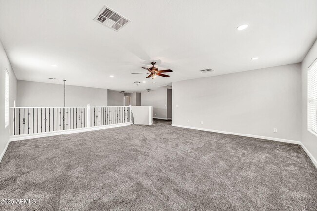 Building Photo - 7859 W Redbird Rd