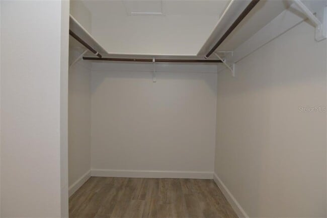 Building Photo - 361 W Lake Faith Dr