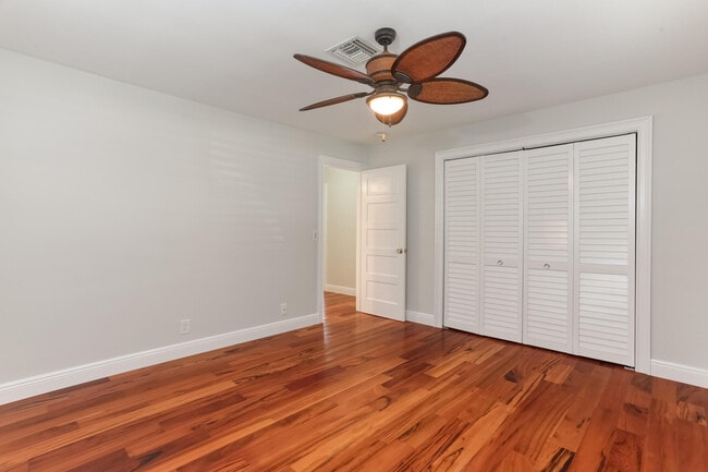 Building Photo - 12293 Coconut Row