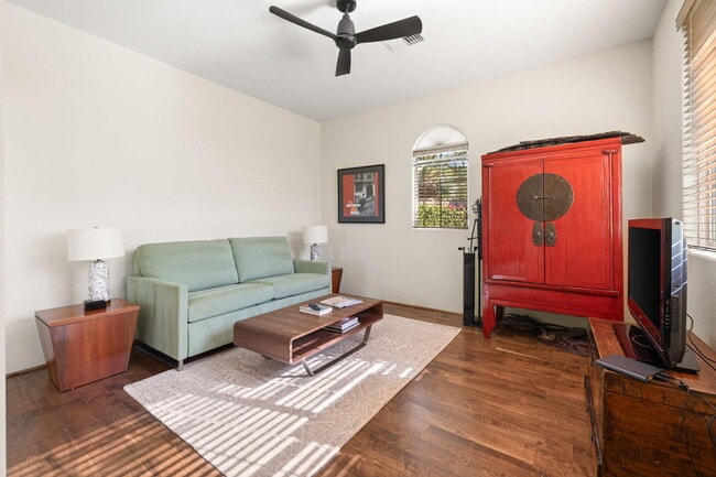 Building Photo - 49105 Casa Del Rio