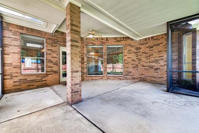 Building Photo - 6323 Echo Lakes Ln
