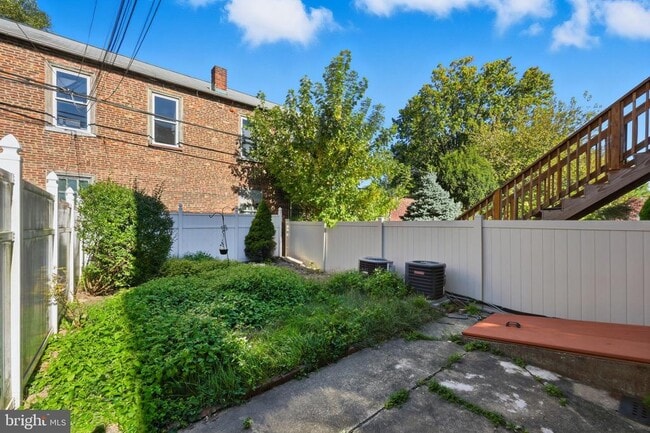 Building Photo - 420 Conarroe St