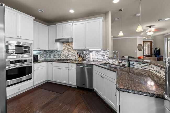 Building Photo - 7317A Colina Vista Loop