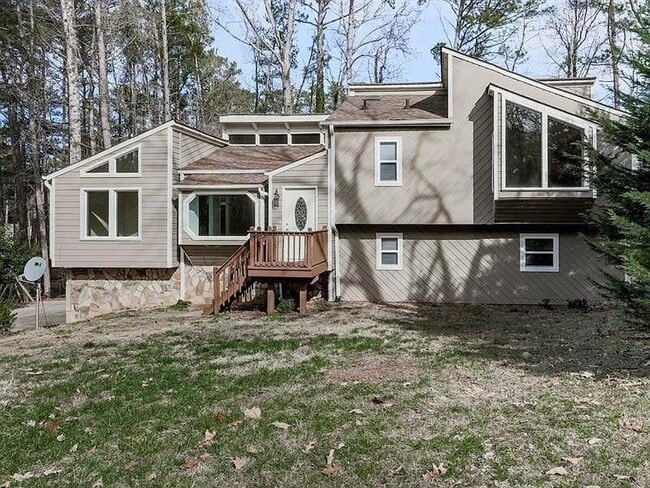 Primary Photo - 1400 Boxwood Trce NW