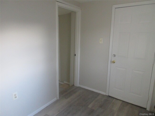 Building Photo - 32 2nd St