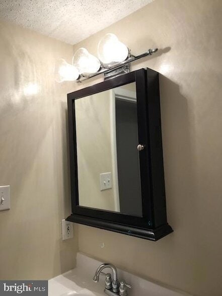 Building Photo - 3288 Wyndale Ct