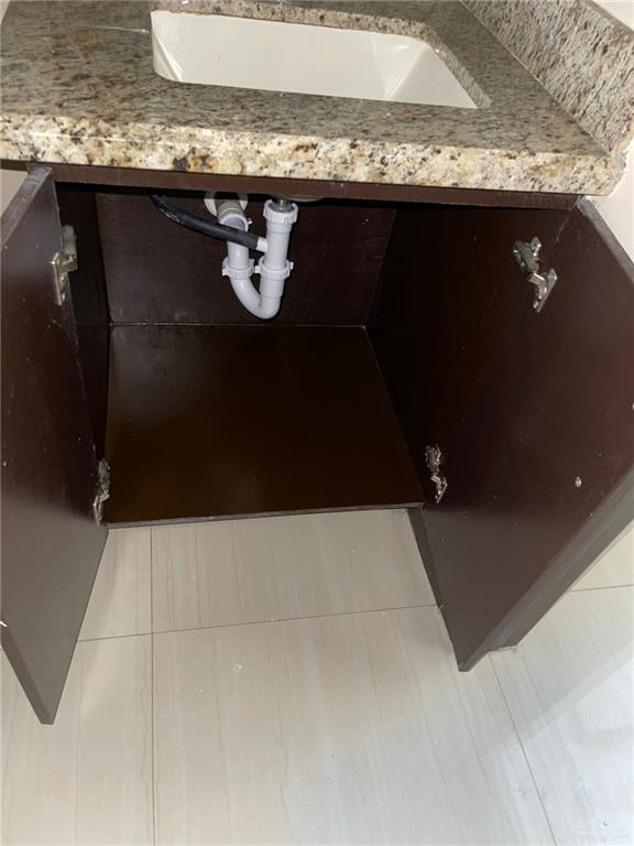 Building Photo - 2200 S 10th St