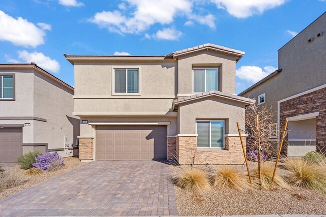Building Photo - New Build, 4 bedroom, 3 full bathroom in the Master Planned Community; Landmark at Black Mountain...