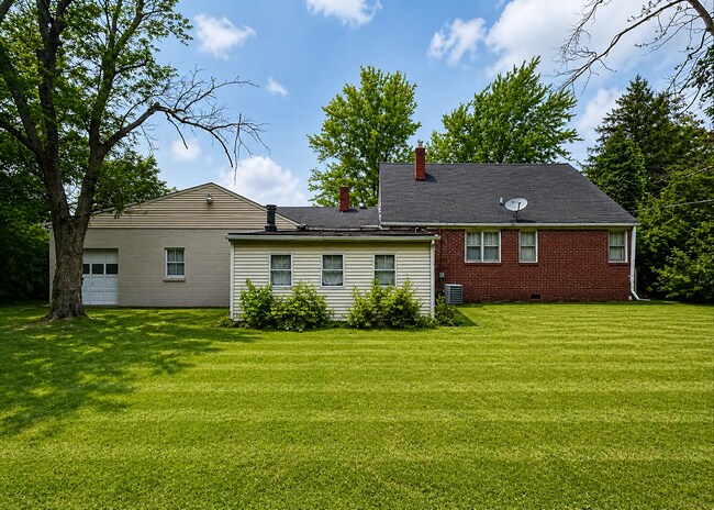 Building Photo - 7257 E 38th St