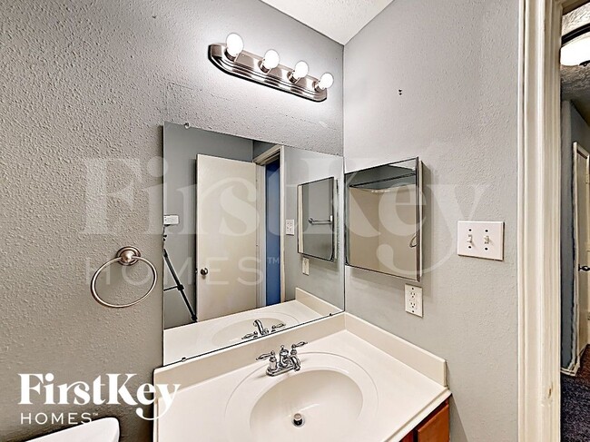 Building Photo - 20735 Dewberry Creek Ln
