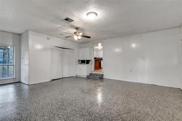 Building Photo - 410 Shady Ln