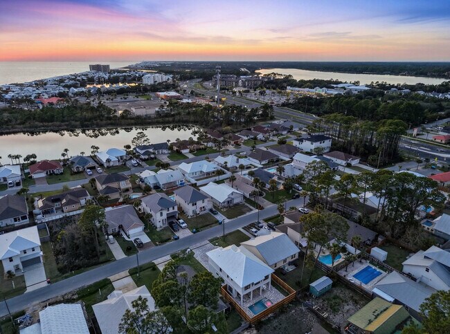 Building Photo - 304 Palm Beach Dr