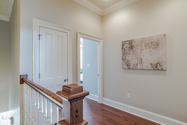 Building Photo - 254 Congress St