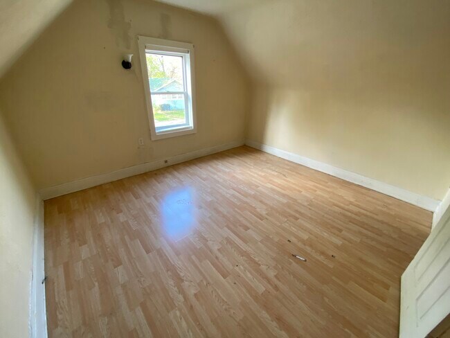 Building Photo - 1938 E Calvert St