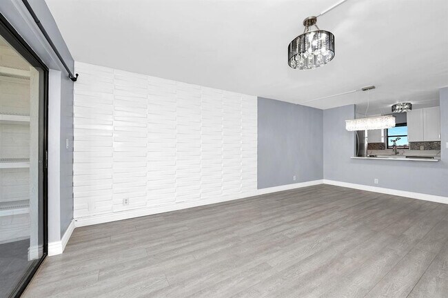 Building Photo - 9355 SW 8th St