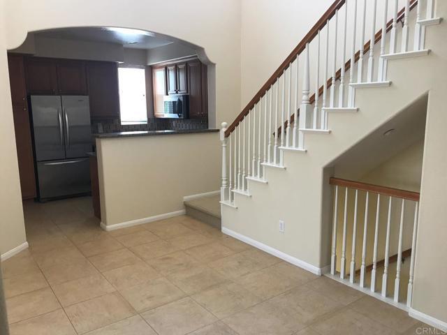 Building Photo - 6430 Terraza Portico