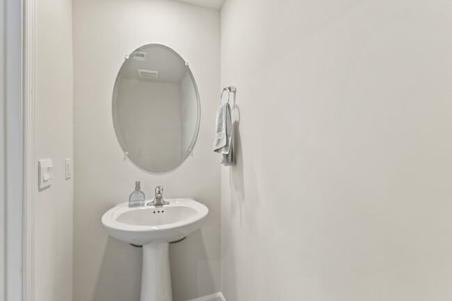 Building Photo - 205 Ridgley Blvd