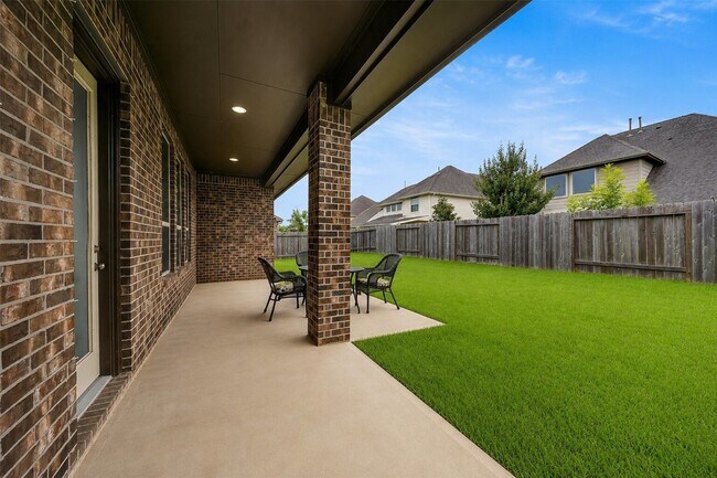 Building Photo - 6330 Ontario Dr