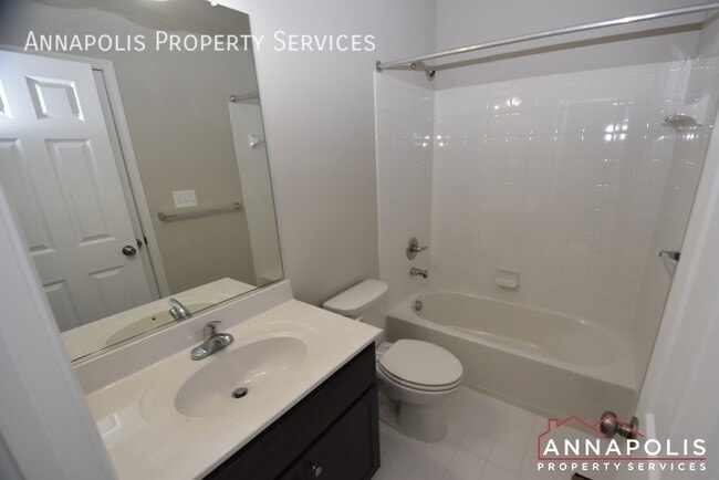 Building Photo - 133 Lejeune Way