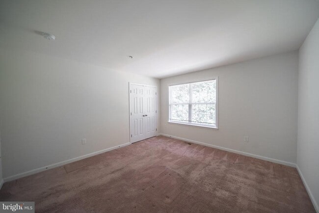Building Photo - 7356 Tottenham Dr