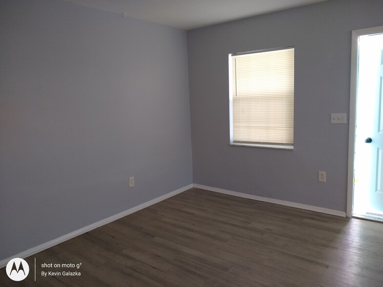 Building Photo - 312 Avanda Ct