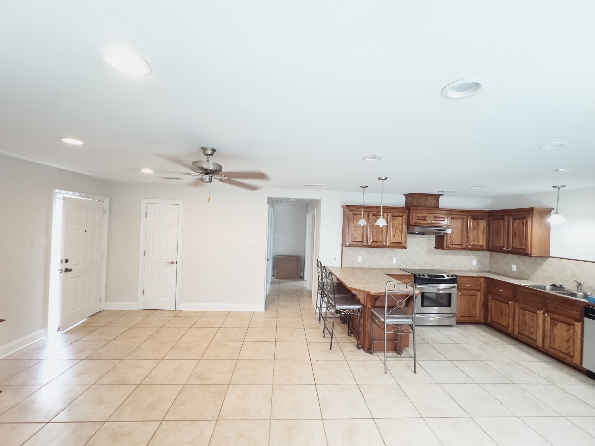 Building Photo - 12481 Homeport Dr