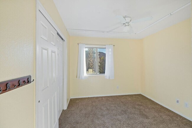 Building Photo - 4 Bedroom Home In Award Winning Vail Schoo...