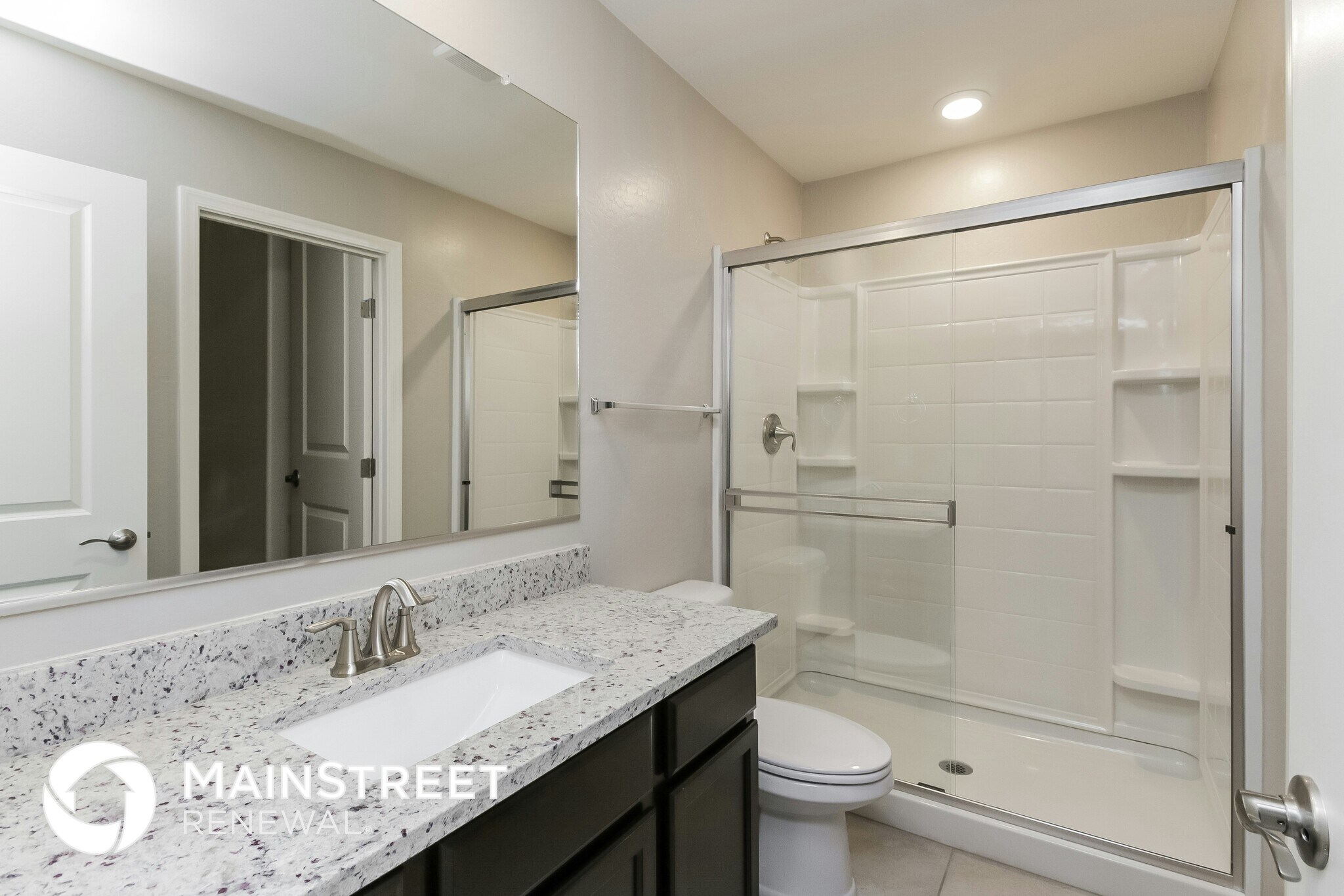 Building Photo - 3921 S 82nd Dr