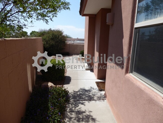 Building Photo - CALL US TODAY AT (505) 808-6467 TO SCHEDUL...