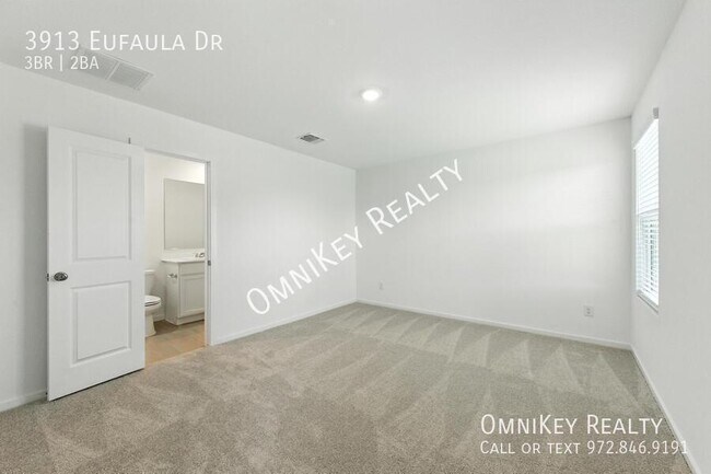 Building Photo - 3913 Eufaula Dr