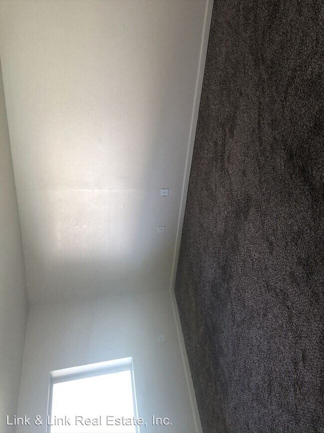 Building Photo - 2 br, 1 bath House - 4059 Mendes Lane Unit B