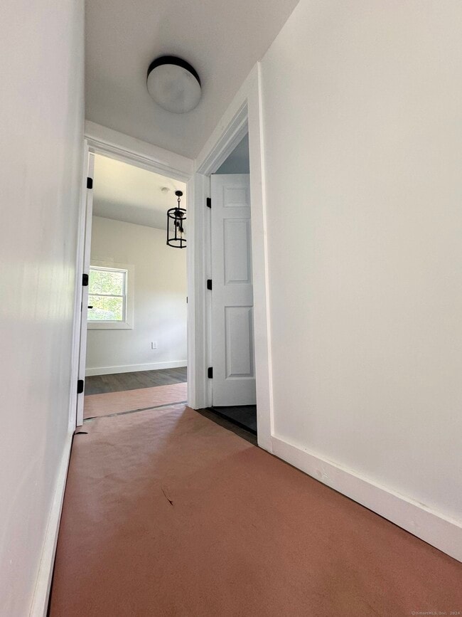 Building Photo - 22 Hemlock Trail