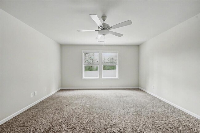 Building Photo - 290 Fox Crk Dr