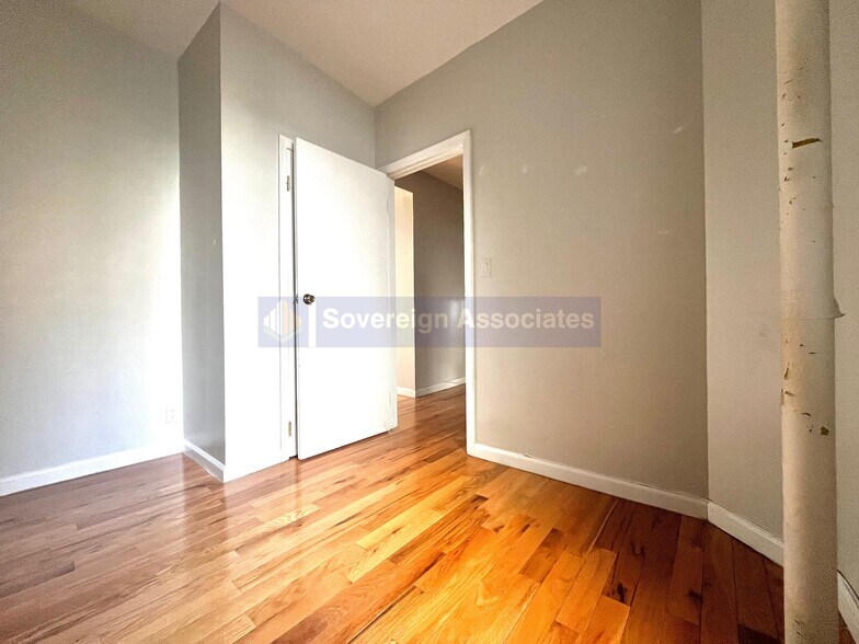 Building Photo - 539 W 156th St