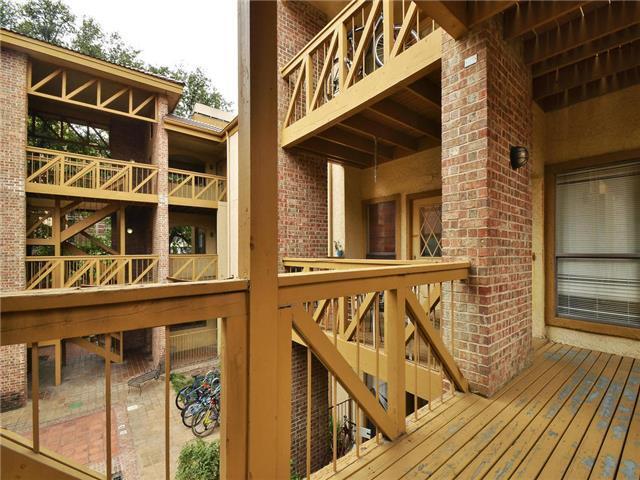 Building Photo - 806-W24 W 24th St