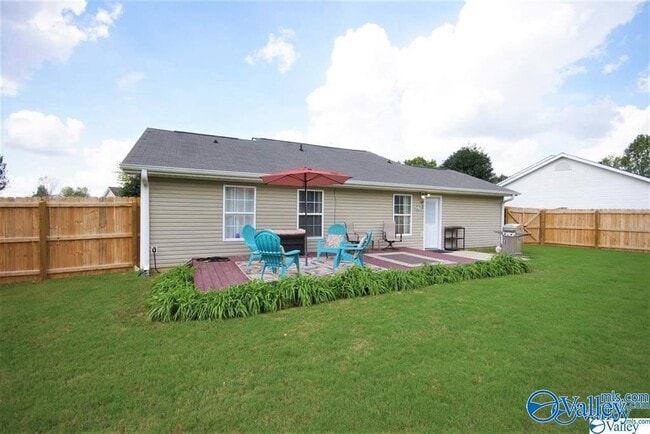 Building Photo - 109 Sandy Hollow Dr NW