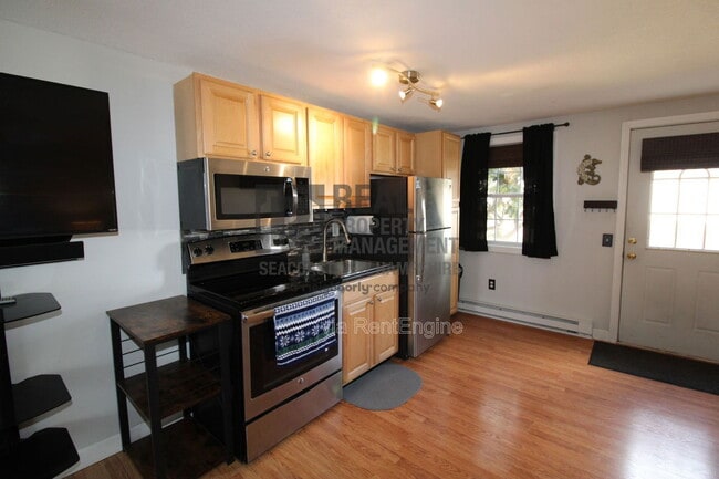 Building Photo - 93 Henry Law Ave