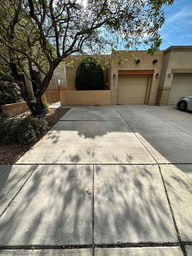 Building Photo - 2 bed 2 bath 1074 sq ft home in Sandstone ...