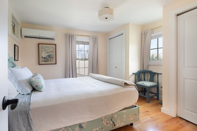 Building Photo - 41 Loon Meadow Dr