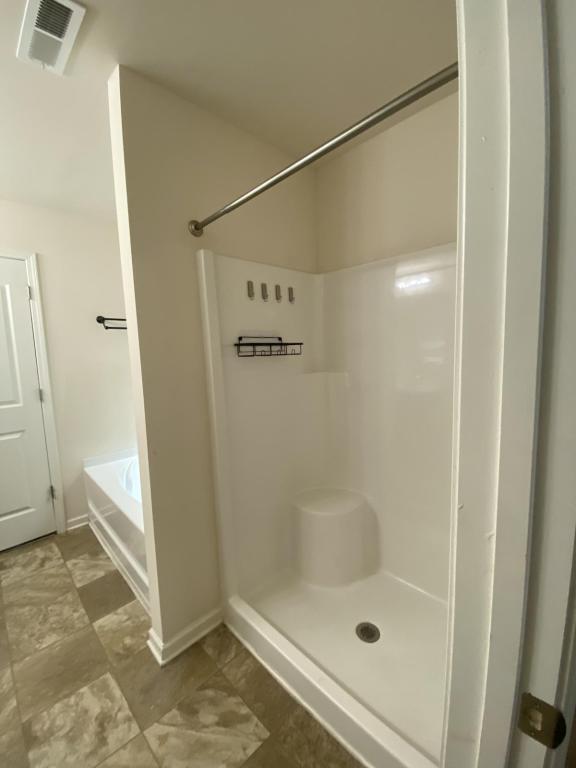 Building Photo - 137 Bendick Ct