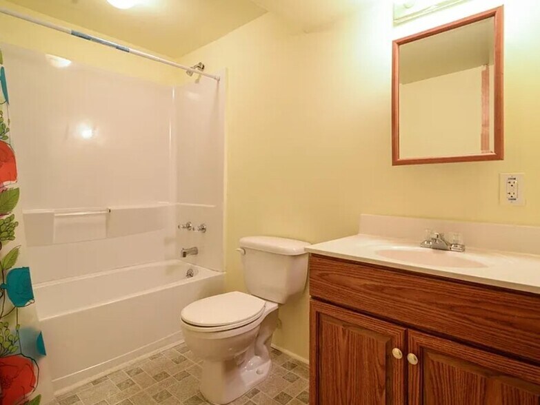 Building Photo - 4079 Crystal Creek Dr