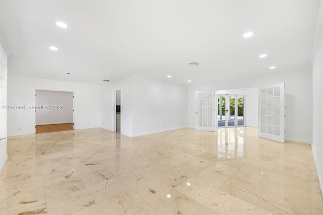 Building Photo - 7255 SW 125th St